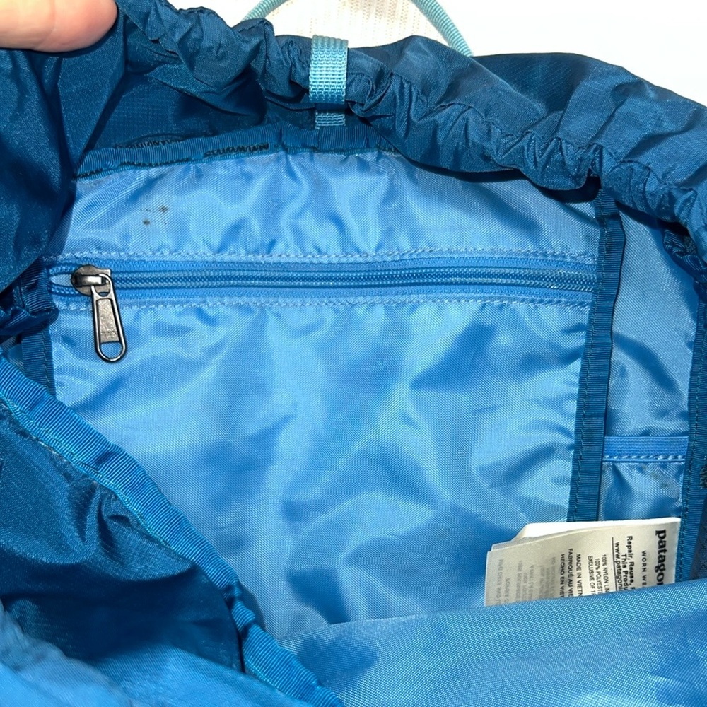 Patagonia Lightweight Black Hole Cinch Backpack Ripstop Blue Outdoor Hiking - Picture 15 of 16